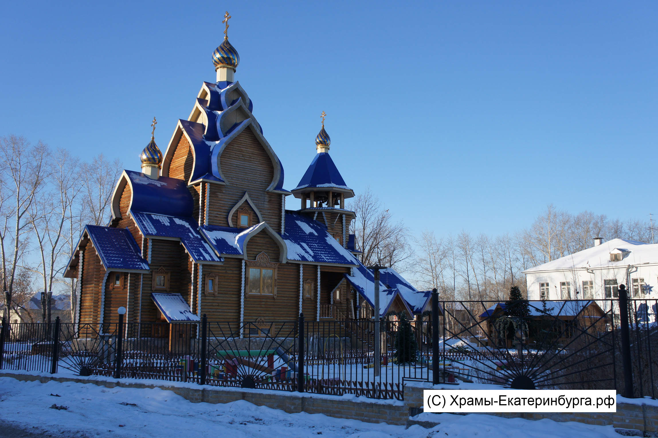 http://xn----7sbbaemlb1arts4ahd0aww1j.xn--p1ai/2012/12/14/Hram_Kasperovskoi_ikony_Bogorodici1.jpg