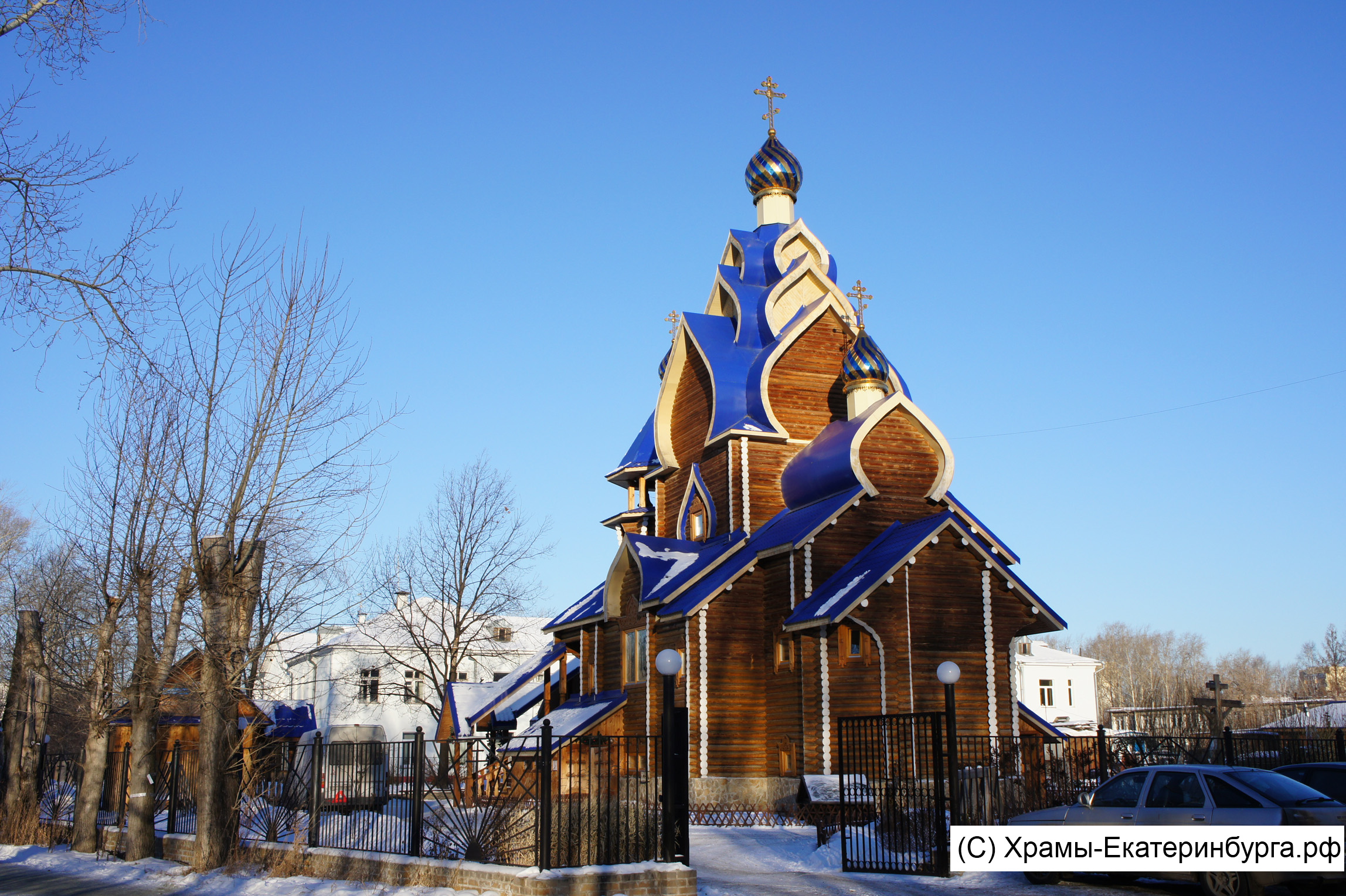 http://xn----7sbbaemlb1arts4ahd0aww1j.xn--p1ai/2012/12/14/Hram_Kasperovskoi_ikony_Bogorodici2.jpg